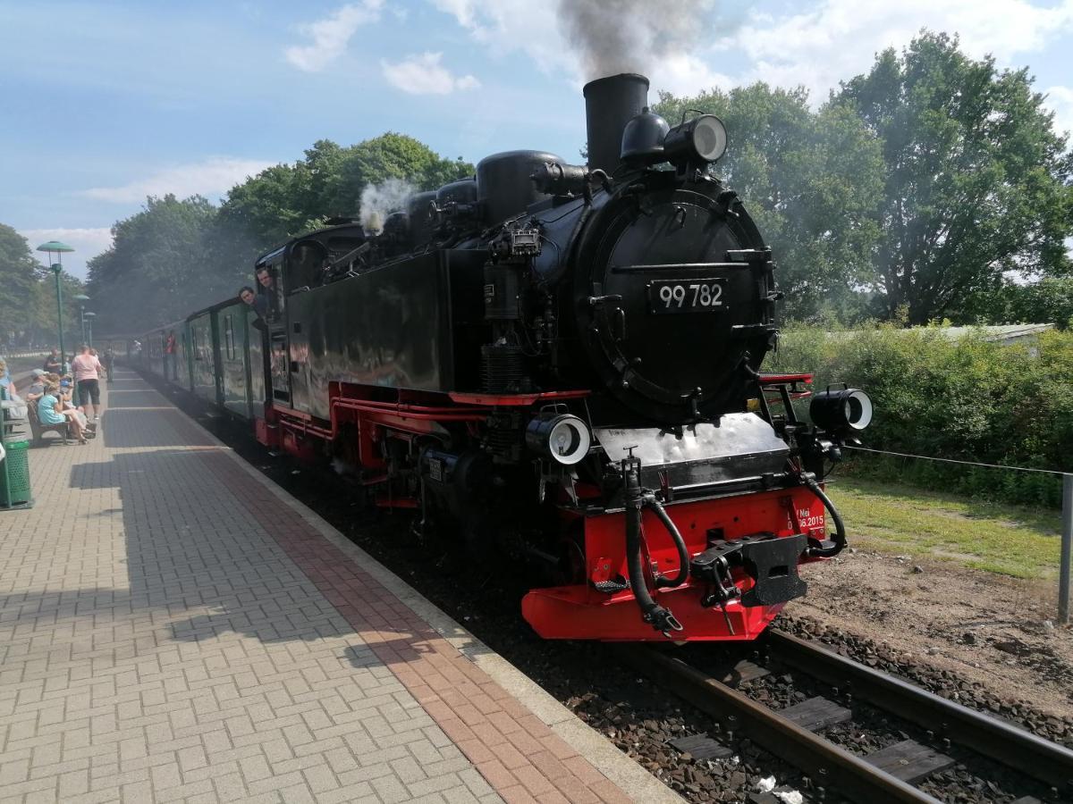 Gasthof-Ferienwohnungen-Kliesow'S Reuse Alt Reddevitz ภายนอก รูปภาพ